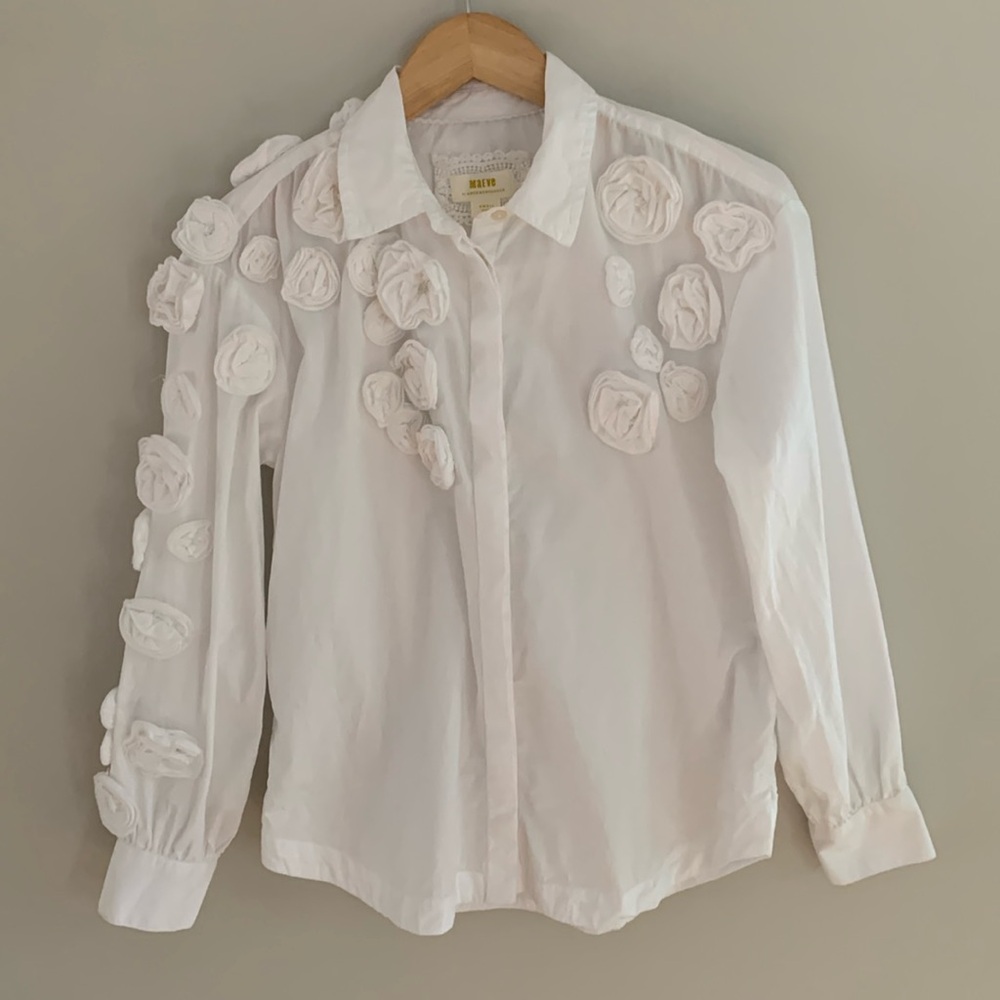 Maeve Anthropologie The Bennett Buttondown Shirt Floral Appliqué Edition